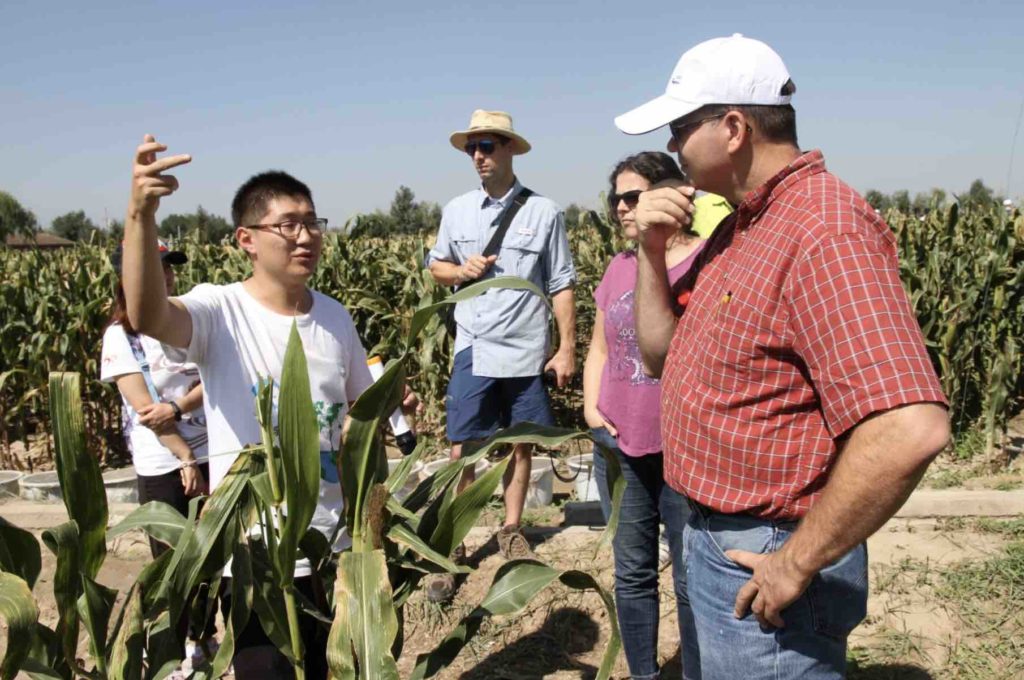 Interdisciplinary Science Communication Experiences in China