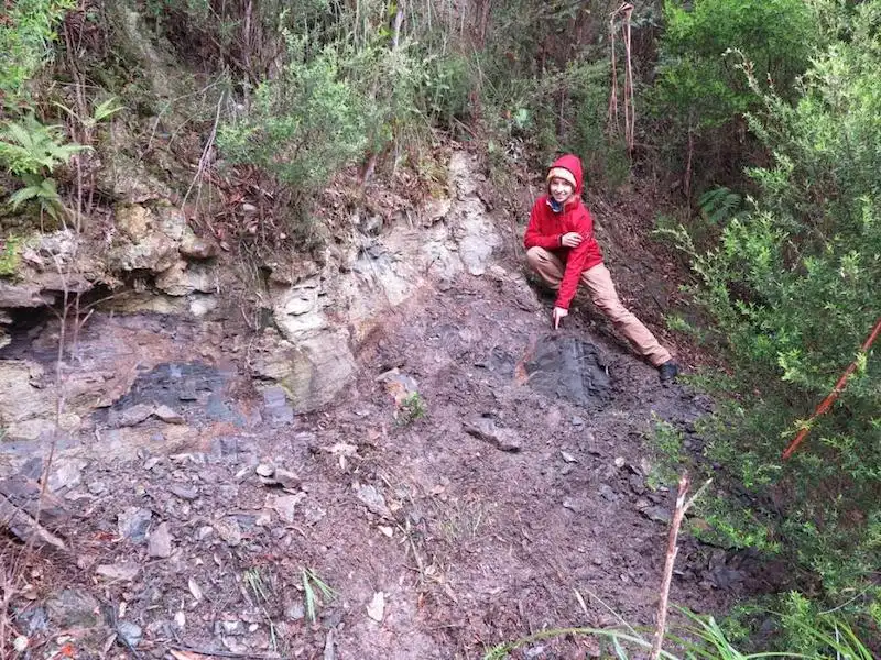 Dr Miriam Slodownik at the Lowana outcrop. Credit: Gregory Jordan